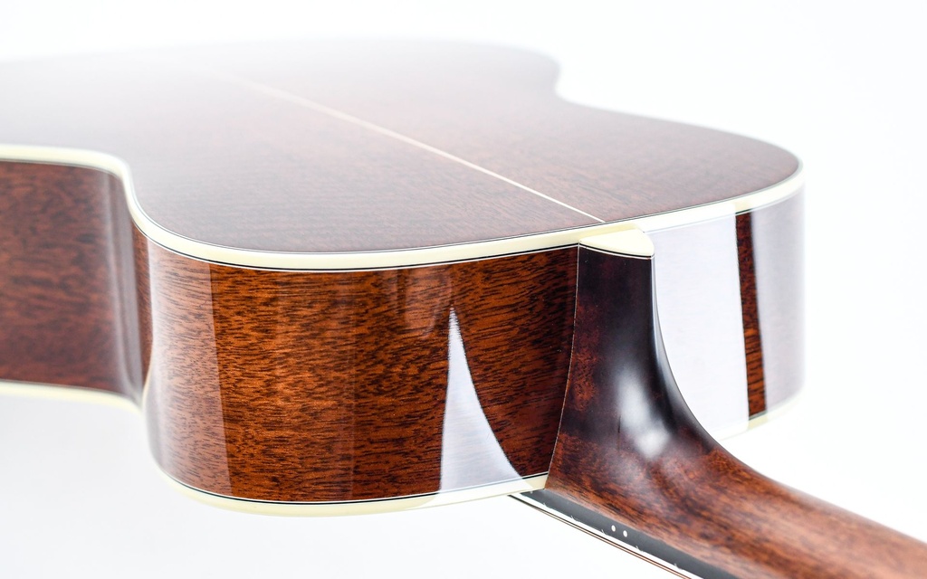Eastman E10 OOSS Sunburst Thermo Cured | The Fellowship of Acoustics